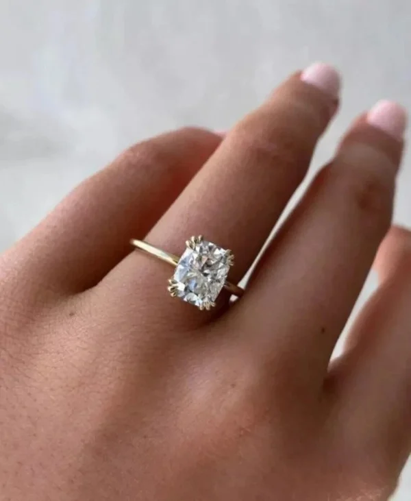 Radiant Cut Lab Grown Diamond Engagement Ring 14K Yellow Gold Dubai – 2.00 CT IGI D VVS2