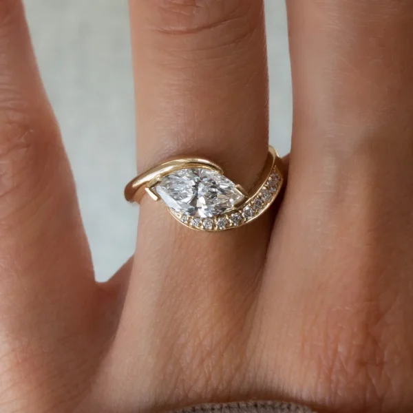 2.1 CTW Lab Grown IGI Cert E VVS2 Marquise Excellent Cut Diamond 14k Gold Ring