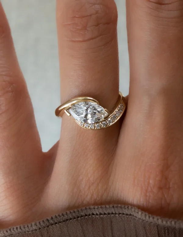 2.10 carat marquise lab grown diamond ring Dubai 14K yellow gold