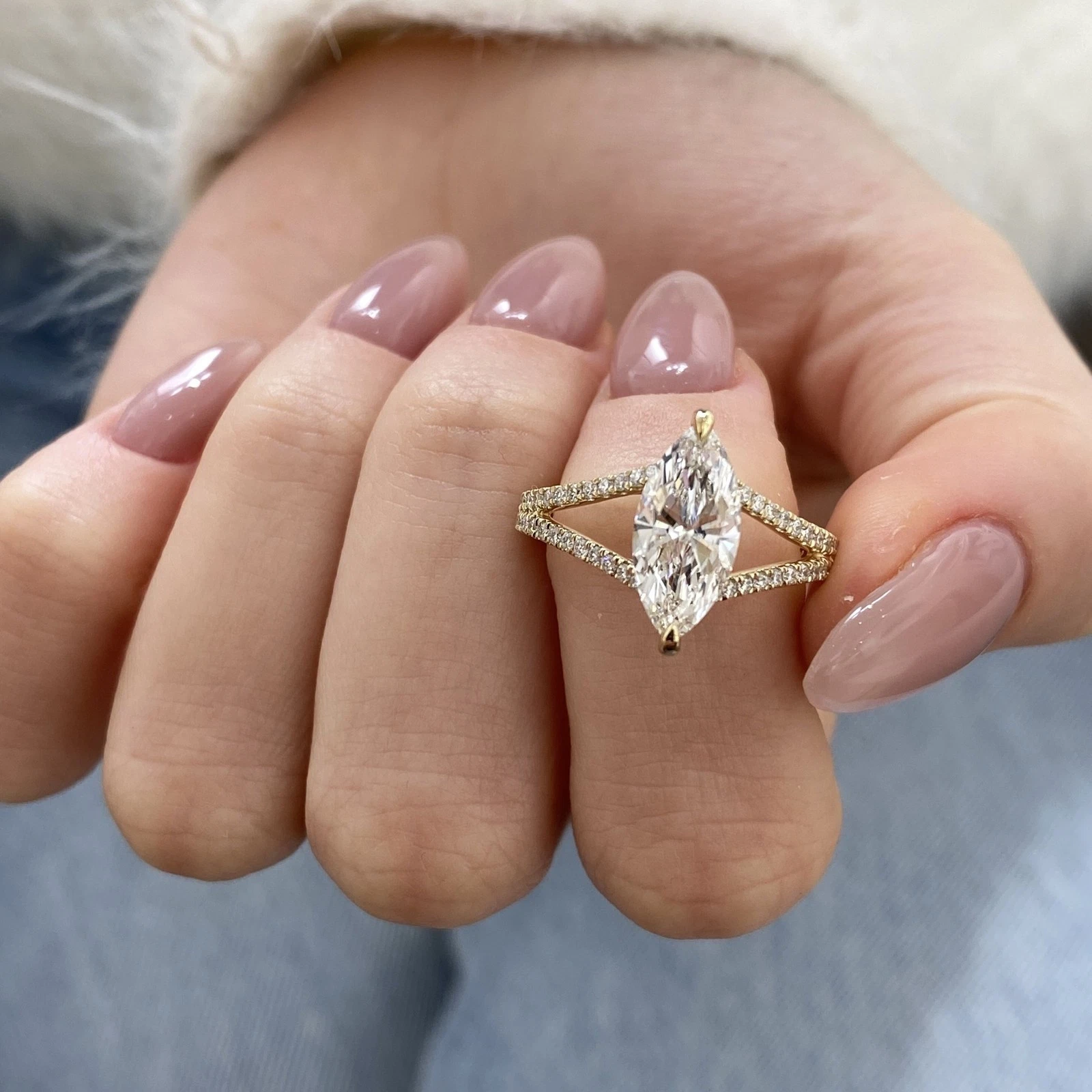 2.00 CTW Marquise Cut Lab-Grown CVD Diamond Split Shank Engagement Ring in 14k Yellow Gold - Image 5