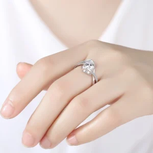 14K White Gold 1.1CT Round Lab Grown Diamond Engagement Ring E VS1 IGI Certified Dubai UAE