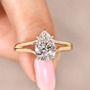 Pear cut lab diamond solitaire ring in 14K gold handcrafted in Dubai