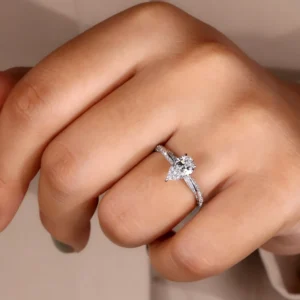 1.70 CT Pear Lab Grown Diamond Engagement Ring in 14K White Gold – IGI E VVS2 Certified | Dubai Luxury Jewelry