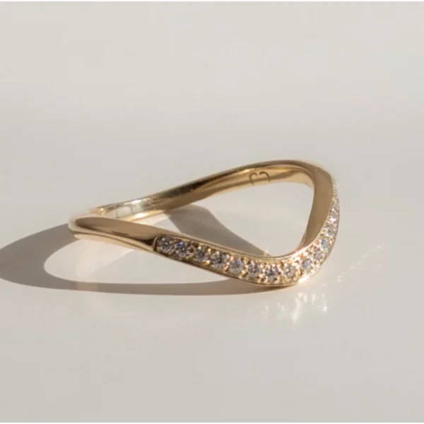 Lab Grown Diamond Bridal Set 14K Yellow Gold Dubai – 1.40 CT Oval IGI Certified Engagement Ring Set UAE
