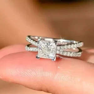 Princess cut lab-grown diamond ring in 14K white gold handcrafted in Dubai