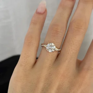 2.15Ct Round E VVS2 IGI Certified Lab Grown Diamond Twisted 18k Yellow Gold Ring