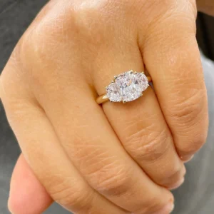 3.0Ct Cushion & Half Moon Lab Grown Diamond Engagement Ring in 14K Gold – IGI Certified E VVS2 | Luxury Dubai UAE