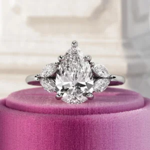 2.30 Ct Pear Cut IGI Certified Lab-Created Diamond Engagement Ring in 14K Gold | E VS1