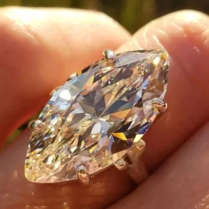 10 carat marquise cut lab grown diamond engagement ring in 18K white gold Dubai UAE IGI certified luxury ring
