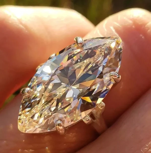 10 carat marquise cut lab grown diamond engagement ring in 18K white gold Dubai UAE IGI certified luxury ring