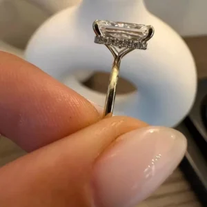Lab Grown Diamond Ring 14K White Gold Dubai – 6.30CT IGI Certified Radiant Cut