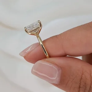 3CT Cushion Lab Grown Diamond Engagement Ring 14K Yellow Gold Dubai UAE – IGI Certified Luxury Ring