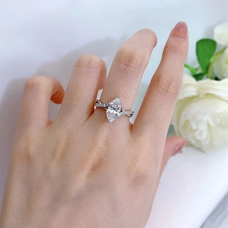 2.2 CT Lab Grown IGI CERTIFIED D VVS2 Marquise Cut Diamond 14k White Gold Ring - Image 3