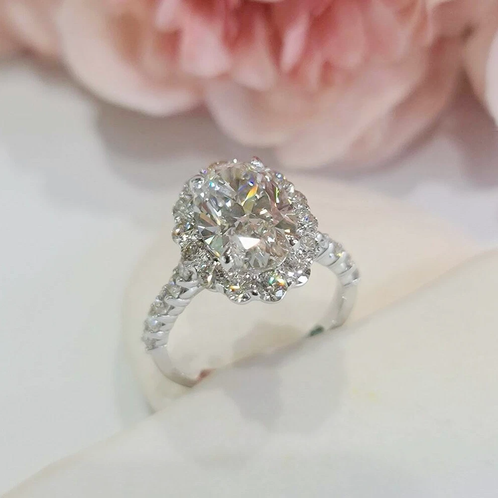 Lab Grown Diamond Halo Ring 14K White Gold Dubai – 2.60CT Oval D VVS2 IGI Certified - Image 6