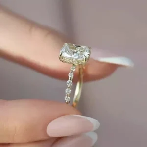 Radiant Cut Lab Grown Diamond Engagement Ring 18K Yellow Gold Dubai – 2.20CT IGI Certified