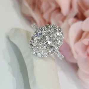 Lab Grown Diamond Wedding Ring 18K White Gold Halo 2.60CT Oval D VVS2 Dubai