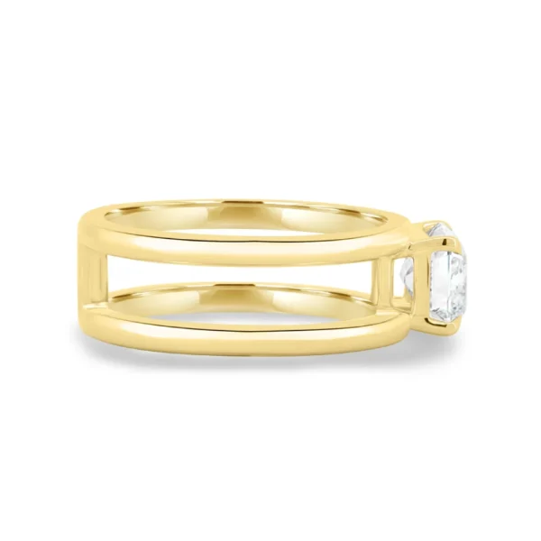 Emerald Cut Lab Grown Diamond Engagement Ring in 14K Yellow Gold Dubai – 1.50 CT D VVS1 IGI Certified