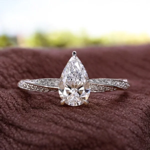1.70 CT Pear Lab Grown Diamond Engagement Ring 14K White Gold IGI E VVS2 Cert