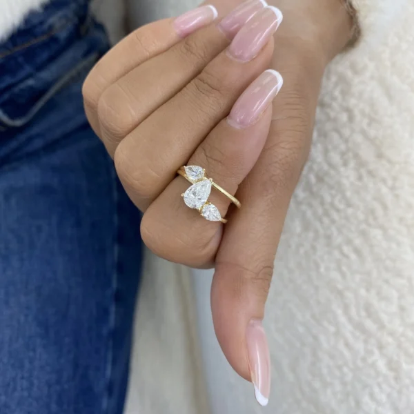 Pear Lab Grown Diamond 3 Stone Engagement Ring 14K Yellow Gold Dubai – 1.60 CT IGI Certified UAE