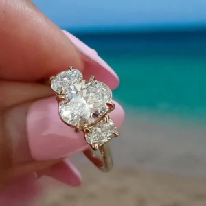 Oval Lab Grown Diamond Trilogy Ring in 14K Yellow Gold – IGI Certified | Dubai Luxury Jewelry