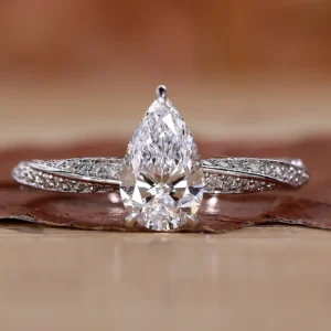 1.70 CT Pear Lab Grown Diamond Engagement Ring in 14K White Gold – IGI E VVS2 Certified | Dubai Luxury Jewelry