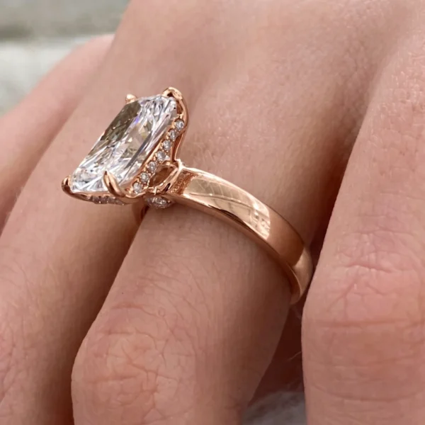 5.20CT Radiant CVD Diamond Engagement Ring in 18K Yellow Gold – IGI Certified E/VVS2