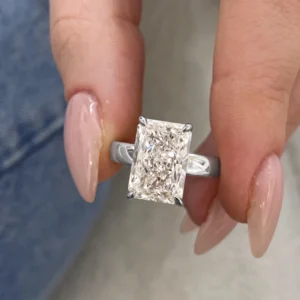 5.20CT Radiant CVD Diamond Engagement Ring in 18K Yellow Gold – IGI Certified E/VVS2