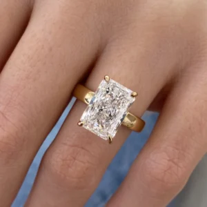 5.20CT Radiant CVD Diamond Engagement Ring in 18K Yellow Gold – IGI Certified E/VVS2