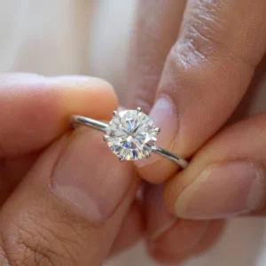2.00 Ct Round Brilliant Diamond Engagement Ring in 14K White Gold – IGI Certified Classic Solitaire