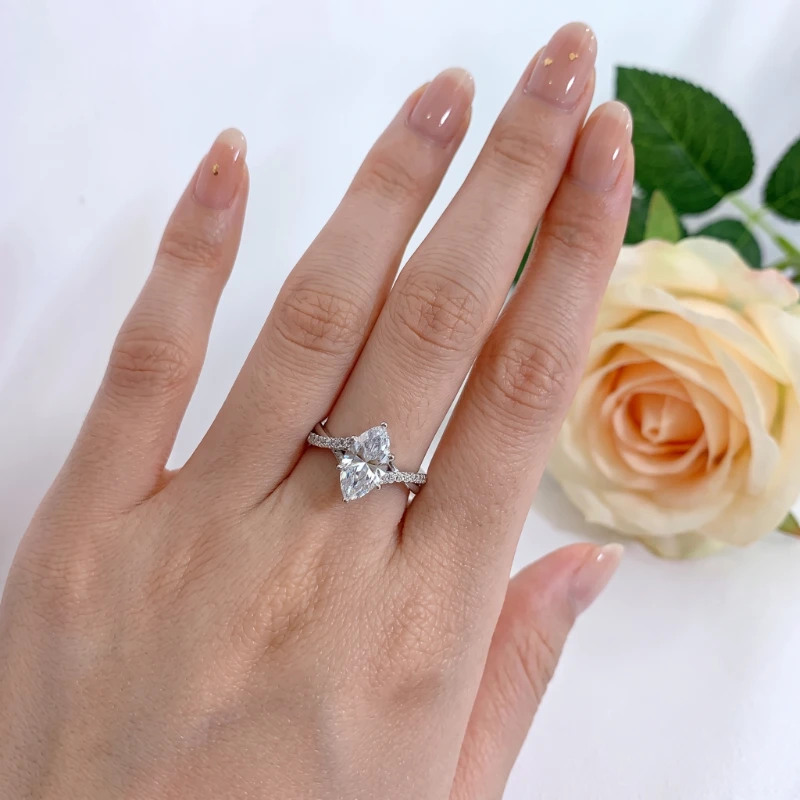 2.20 Ct Marquise IGI Certified Diamond Engagement Ring in 14K White Gold – Luxury Elongated Design 5 2.20 Ct Marquise IGI Certified Diamond Engagement Ring in 14K White Gold – Luxury Elongated Design - Image 5