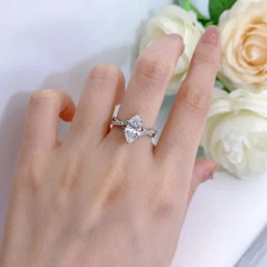 2.20 Ct Marquise IGI Certified Diamond Engagement Ring in 14K White Gold – Luxury Elongated Design