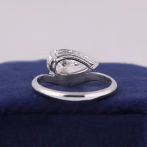 2.5 CT Pear Cut Lab-Grown Diamond Engagement Ring in 14k/18k Yellow Gold