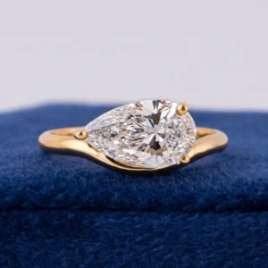 2.5 CT Pear Cut Lab-Grown Diamond Engagement Ring in 14k/18k Yellow Gold