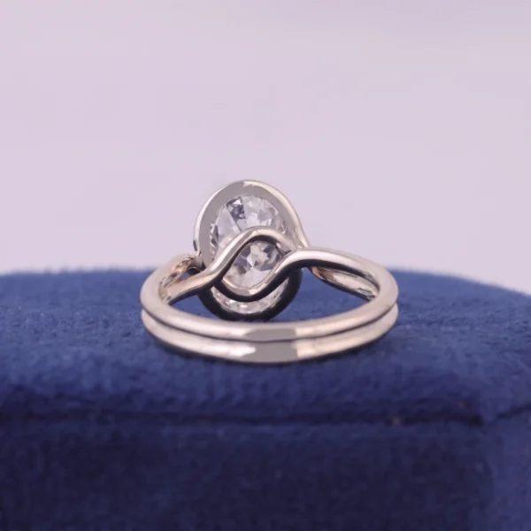 2CT Oval Cut Lab-Grown Diamond Engagement Ring in 14K Gold